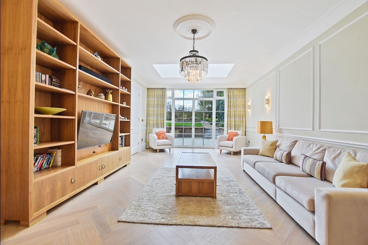 60 Sheldon Avenue reception room interior